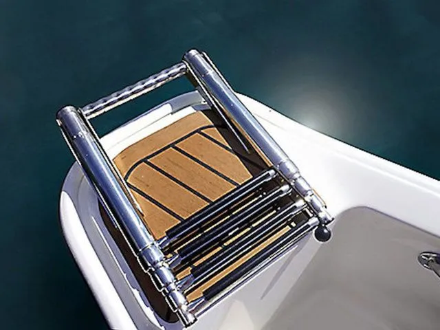 Slide: The Image of Boston Whaler 130 Super Sport 2024 - 4