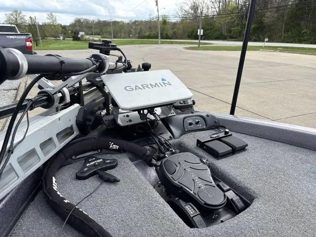 Slide: The Image of 2015 Phoenix 920 PRO XP boat with Garmin navigation system and fishing equipment. - 11