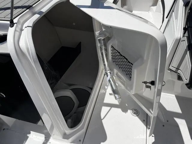 Slide: The Image of Yamaha 252S 2025 - 21