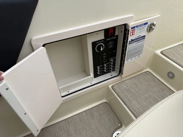 Slide: The Image of Chris-Craft Sportster 28 2026 - 15