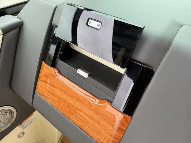 Slide: The Image of Chris-Craft Sportster 28 2026 - 22