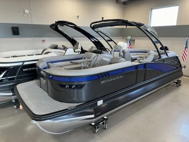 Slide: The Image of Bennington 24LX SPS Sport Arch Tri-Toon Pontoon 2023 - 1