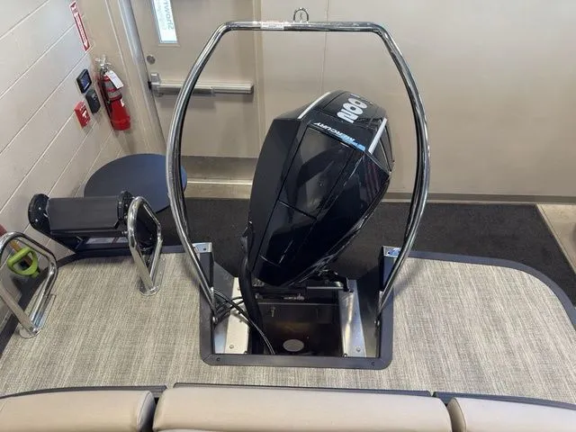 Slide: The Image of Bennington 23 RSR SPS Tritoon Pontoon 2025 - 38