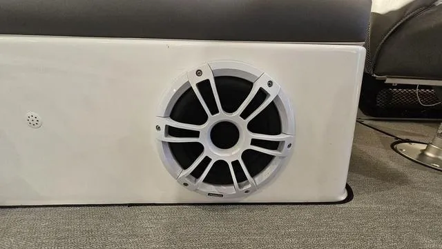 Slide: The Image of Yamaha AR250 2023 - 24