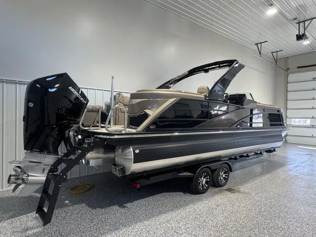 Slide: The Image of Bennington 25QFB ESP Tri-Toon Pontoon 2025 - 5