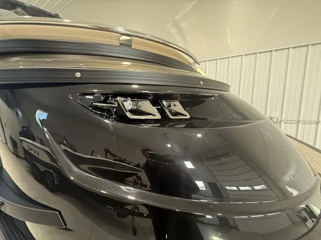 Slide: The Image of Bennington 25QFB ESP Tri-Toon Pontoon 2025 - 8