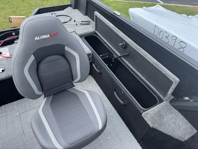 Slide: The Image of Alumacraft 185X Competitor Sport FSX LUX 2025 - 8