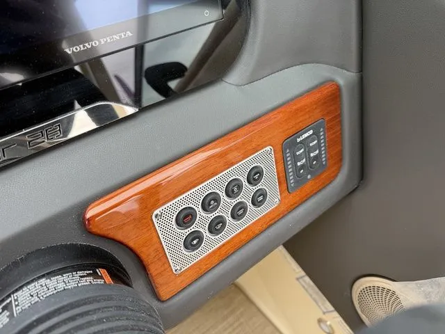 Slide: The Image of Chris-Craft Sportster 28 2026 - 29