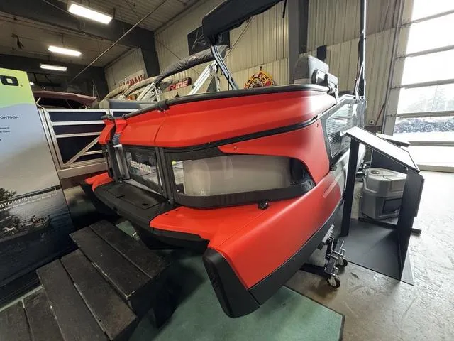 The Image of Sea-Doo Switch Cruise 18 2025 - 1