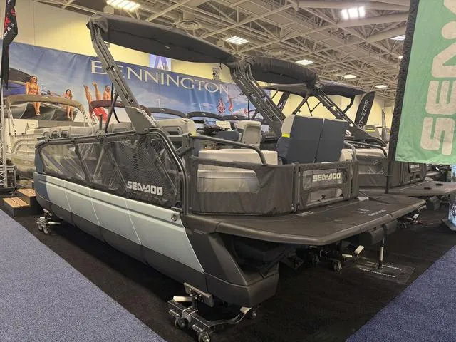 Slide: The Image of Sea-Doo Switch™ Cruise Limited 21 - 230 Hp Painted 2025 - 3