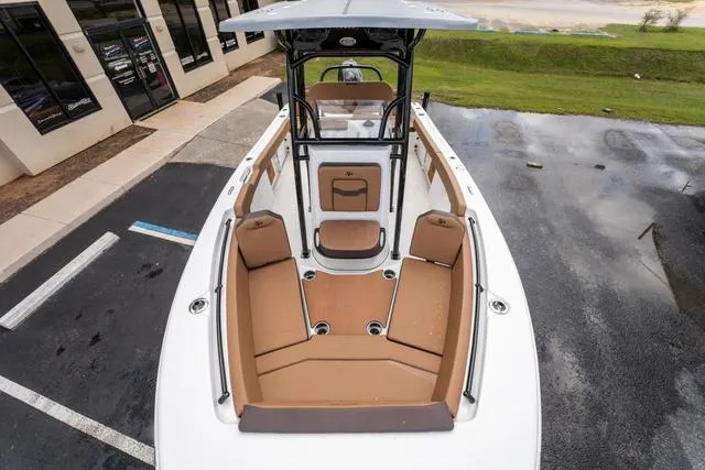 Slide: The Image of Sea Pro 225FLX 2025 - 18