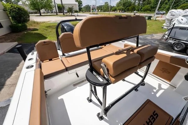 Slide: The Image of Sea Pro 225FLX 2025 - 8