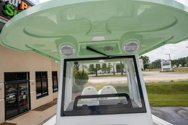 Slide: The Image of Sea Pro 242 Center Console 2025 - 15