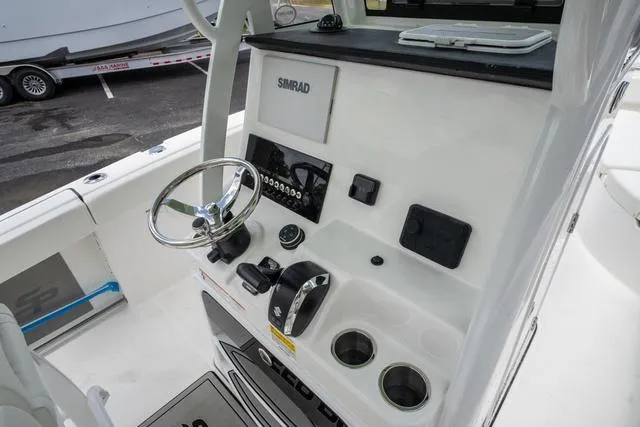 Slide: The Image of Sea Pro 242 Center Console 2025 - 17