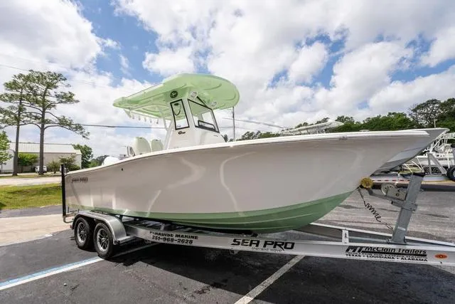 Slide: The Image of Sea Pro 242 Center Console 2025 - 5