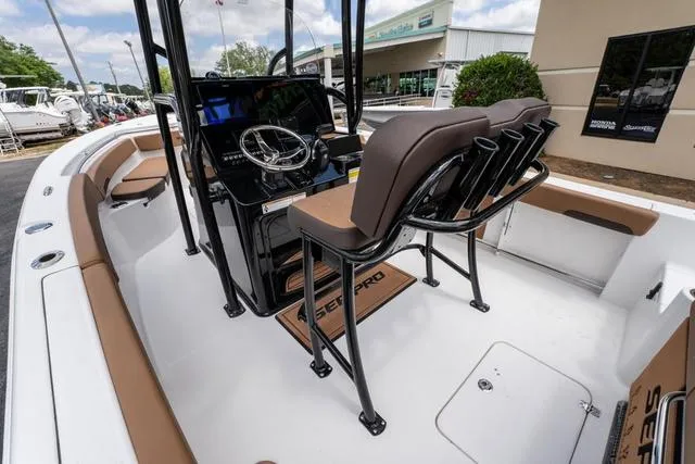 Slide: The Image of Sea Pro 222 Center Console 2025 - 10