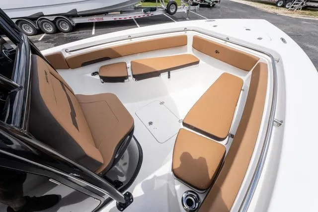 Slide: The Image of Sea Pro 222 Center Console 2025 - 18