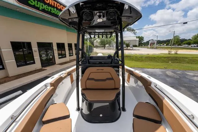 Slide: The Image of Sea Pro 222 Center Console 2025 - 20
