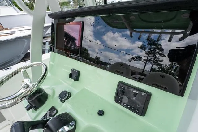 Slide: The Image of Sea Pro 245FLX 2025 - 20