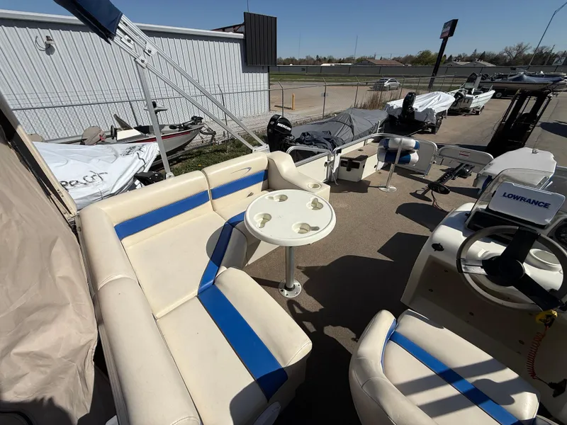 Slide: The Image of Suncruiser Bimini 214 2006 - 6