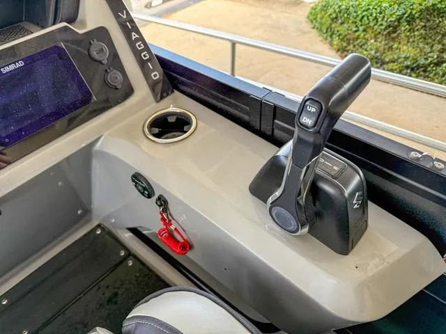 Slide: The Image of Viaggio By Misty Harbor Z22U Tri-Toon (27" Tubes) 2025 - 22