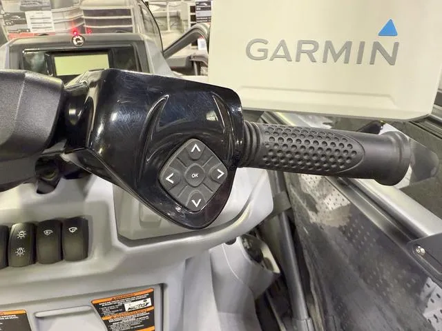 Slide: The Image of Sea-Doo Switch™ Cruise Limited 21 - 230 Hp Painted 2025 - 38