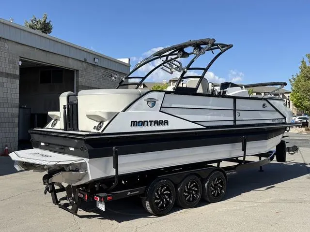 Slide: The Image of Montara 25' SURF BOSS 2.0 CW 2022 - 3