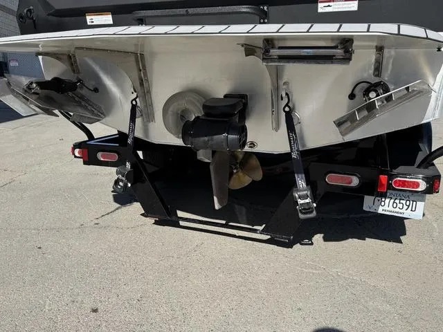 Slide: The Image of Montara 25' SURF BOSS 2.0 CW 2022 - 5