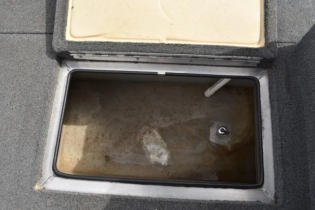 Slide: The Image of Smoker Craft Resorter 151 2015 - 23