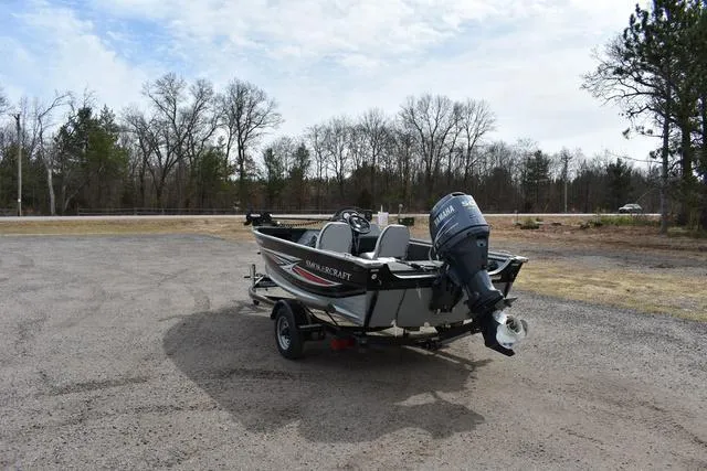 Slide: The Image of Smoker Craft Resorter 151 2015 - 3