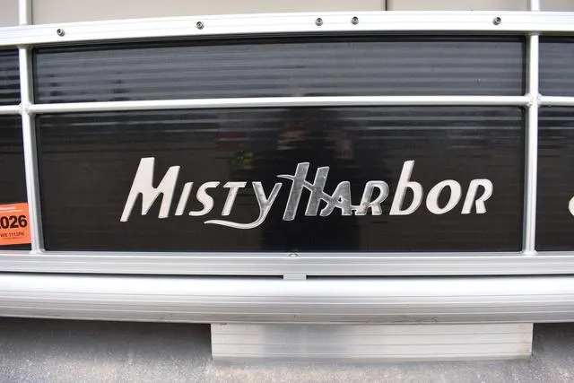 Slide: The Image of Misty Harbor 203CF 2016 - 10