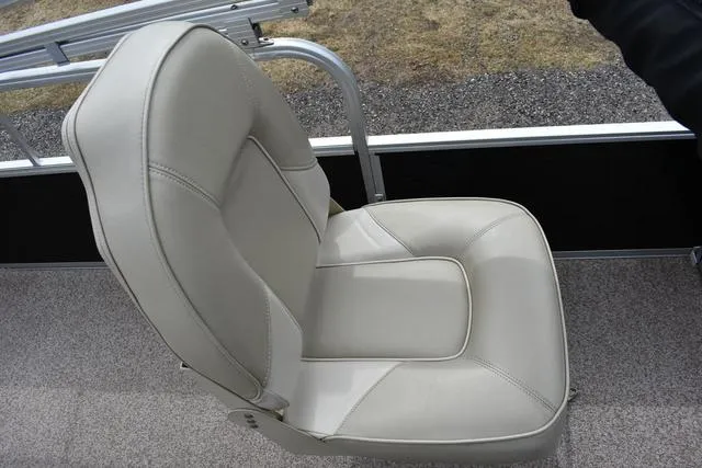 Slide: The Image of Misty Harbor 203CF 2016 - 31