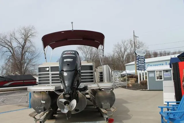 Slide: The Image of Bennington 23QCL 2018 - 4