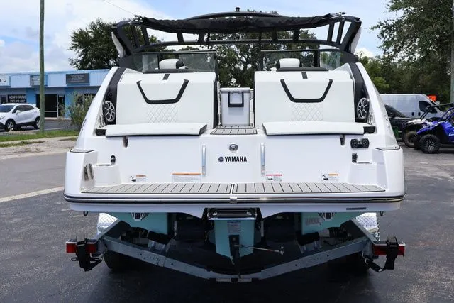 Slide: The Image of Yamaha 222S 2025 - 5