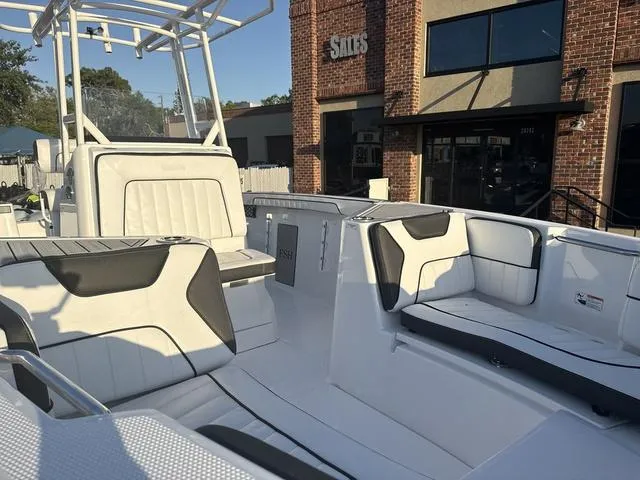 Slide: The Image of Yamaha 222 FSH Sport E 2025 - 15