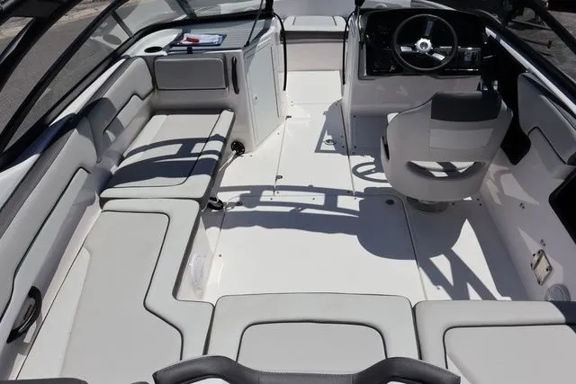 Slide: The Image of Yamaha AR190 2025 - 10