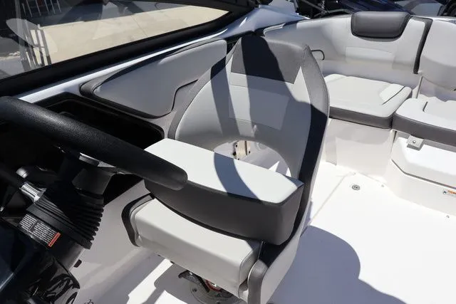 Slide: The Image of Yamaha AR190 2025 - 17