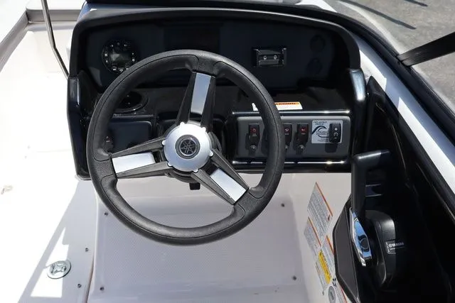 Slide: The Image of Yamaha AR190 2025 - 19