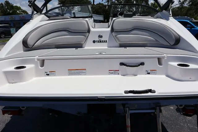 Slide: The Image of Yamaha AR190 2025 - 22