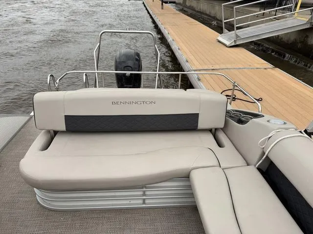 Slide: The Image of Bennington 23 SSBXP 2019 - 6