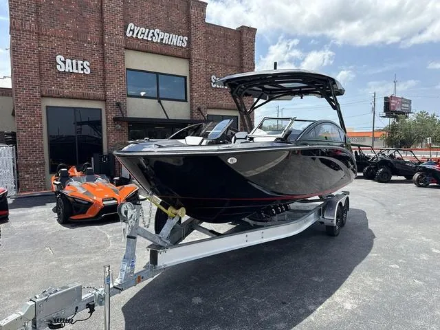 Slide: The Image of Yamaha 275SD 2025 - 4