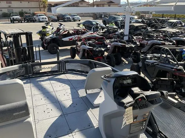 Slide: The Image of Sea-Doo Switch Sport 21 2024 - 10