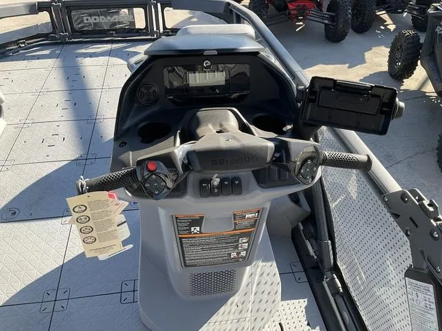 Slide: The Image of Sea-Doo Switch Sport 21 2024 - 12