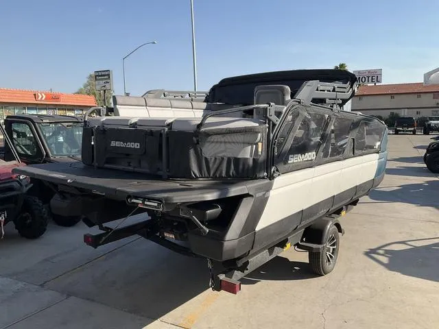 Slide: The Image of Sea-Doo Switch Sport 21 2024 - 5