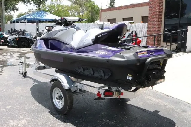 Slide: The Image of Sea-Doo GTI™ SE 130 IBR 2025 - 4