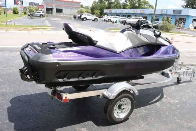 Slide: The Image of Sea-Doo GTI™ SE 130 IBR 2025 - 6