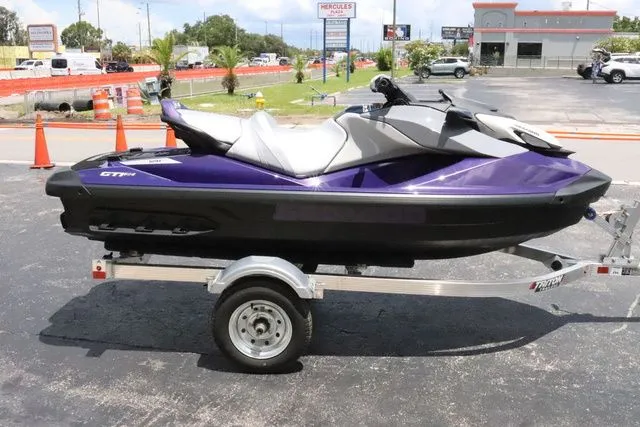 Slide: The Image of Sea-Doo GTI™ SE 130 IBR 2025 - 7