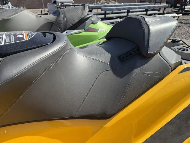 Slide: The Image of Sea-Doo RXP®-X® 300 IBR & Sound System Millenium Yellow 2021 - 4