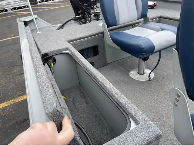 Slide: The Image of Ultracraft 16CC 2010 - 12