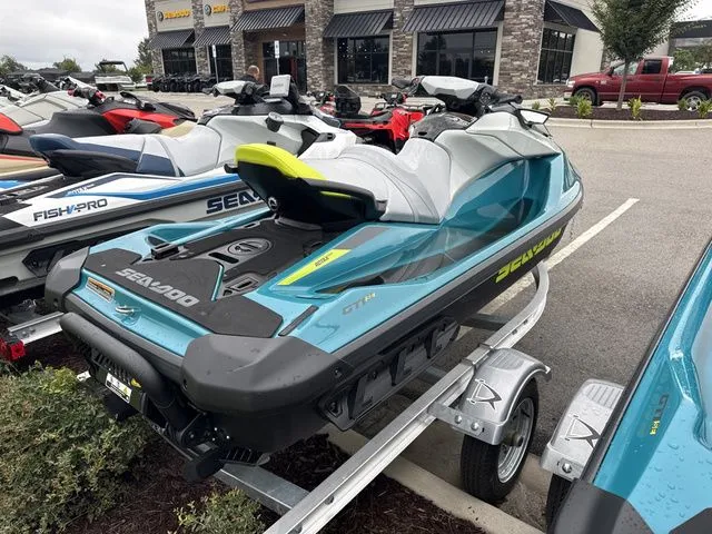 Slide: The Image of Sea-Doo GTI 2025 - 6